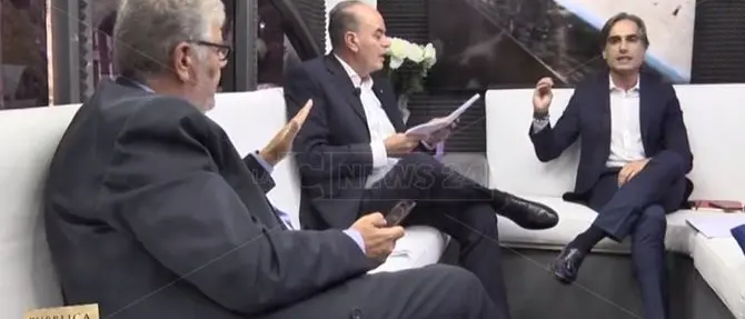 Elezioni Reggio Calabria, tensione alle stelle tra Falcomatà-Minicuci a Pubblica Piazza