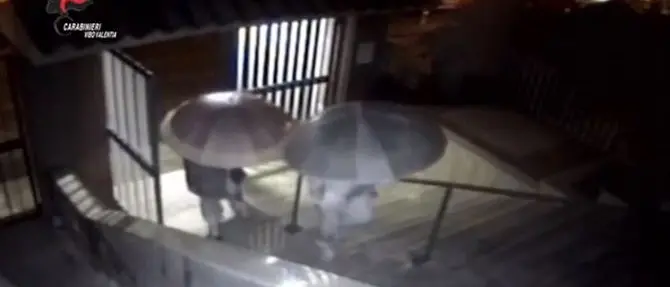 Furti e riciclaggio nel Vibonese, ecco le accuse nei confronti di tutti gli indagati