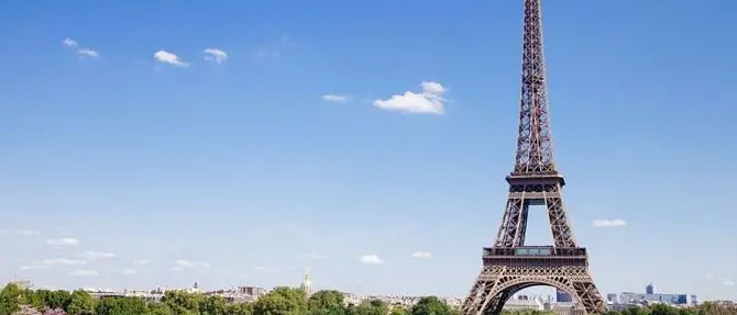 Coronavirus, nuova stretta a Parigi: mini lockdown per quindici giorni