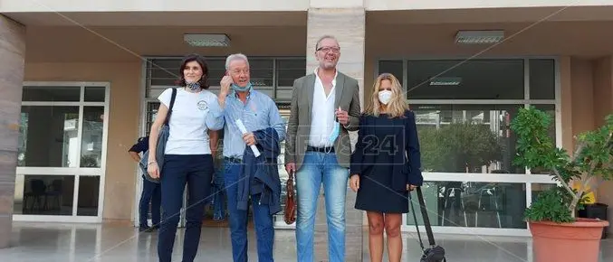 Mare sporco sul litorale lametino, Legambiente Calabria va in procura