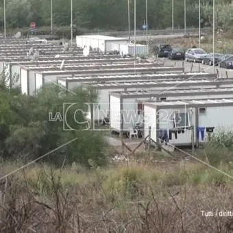 Coronavirus: Rosarno, migrante in quarantena nel campo container abusivo