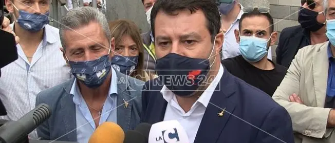 La gaffe di Salvini a Taurianova «Siamo qui per preparare una nuova sconfitta»