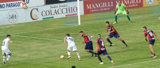 Serie C, primo turno infrasettimanale: Catanzaro in casa e Vibonese in trasferta