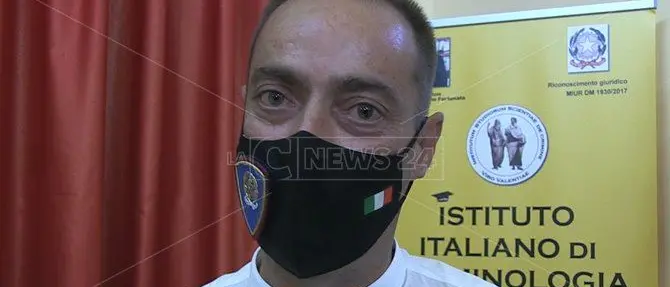 Il primo infiltrato civile nei narcos si racconta a Vibo: presto la sua storia in tv