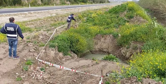 Scarichi fognari nel torrente, indagato amministratore società lametina