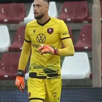 Coronavirus, positivo il portiere della Reggina Alessandro Plizzari