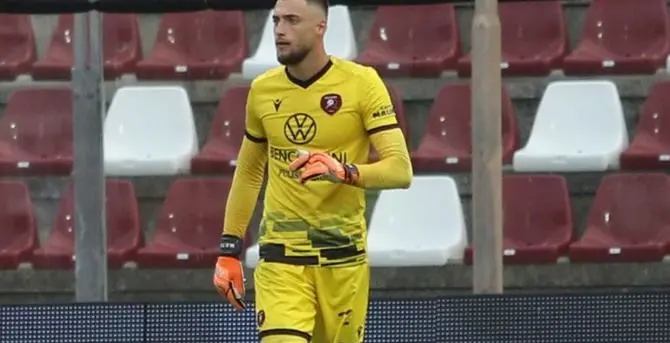 Coronavirus, positivo il portiere della Reggina Alessandro Plizzari