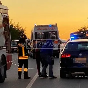 Tragico incidente sulla statale 106 a Botricello, ciclista muore sul colpo