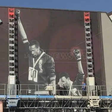 La street art di Jorit al Palazzetto dello Sport di Rende