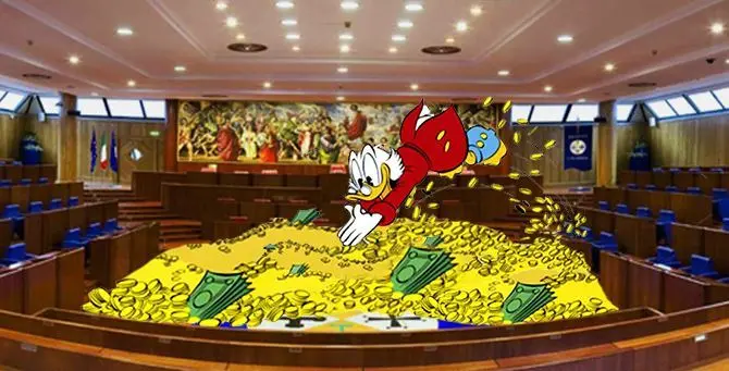 Non solo vitalizi: agli ex consiglieri calabresi anche 80mila euro per il loro “dopolavoro”