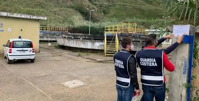 Vibo Valentia, sequestrato il depuratore di Pizzo: «Gravi illeciti ambientali»