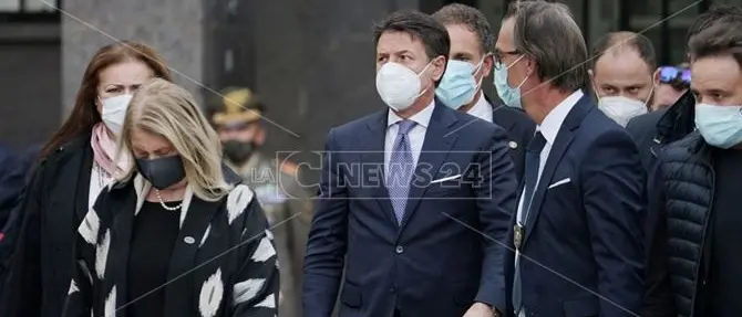 Funerali Santelli, Governo e parlamentari per l’ultimo saluto a Jole