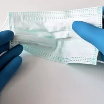 Aumento dei contagi da coronavirus, i medici: «State a casa»