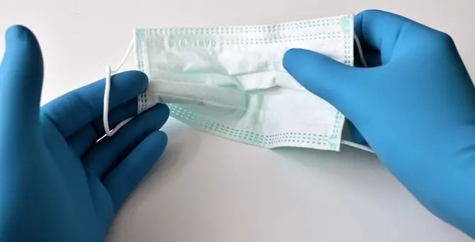 Aumento dei contagi da coronavirus, i medici: «State a casa»
