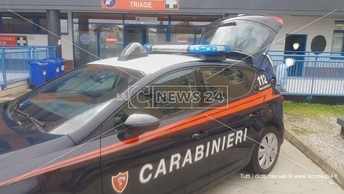 Covid a Cosenza, i Nas all'ospedale dell'Annunziata dopo il contagio in ortopedia