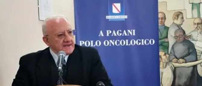 Coronavirus, anche in Campania da venerdì coprifuoco dalle ore 23