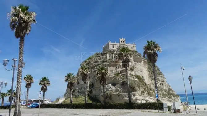 Tropea è tra i Borghi più belli d'Italia, è la prima località del Vibonese