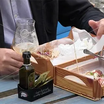 Nuovo Dpcm, a Catanzaro i pub tentano l’apertura a pranzo: il video