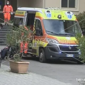 Coronavirus Cosenza, altri tre ricoveri: a malattie infettive posti quasi esauriti