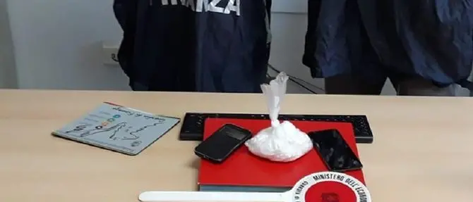 Traffico di cocaina, la finanza arresta due uomini nel Cosentino