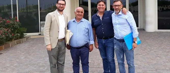 Covid a Lamezia, il coordinamento Sanità 19 marzo chiede la chiusura delle scuole