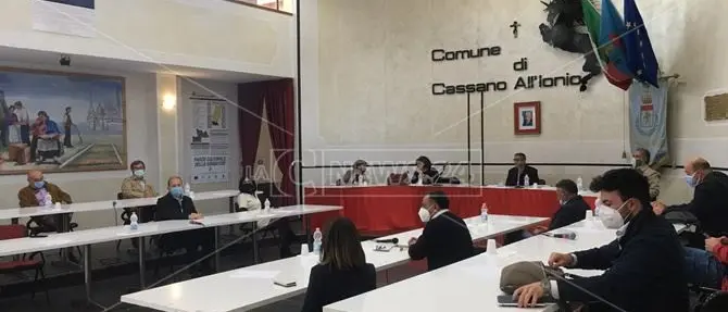 Terzo megalotto sulla 106, sindaci dell’Alto Jonio sul piede di guerra: «Tagliati fuori dalle decisioni»