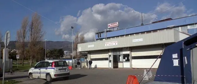 Lamezia, positiva paziente transitata al pronto soccorso: medici sul piede di guerra