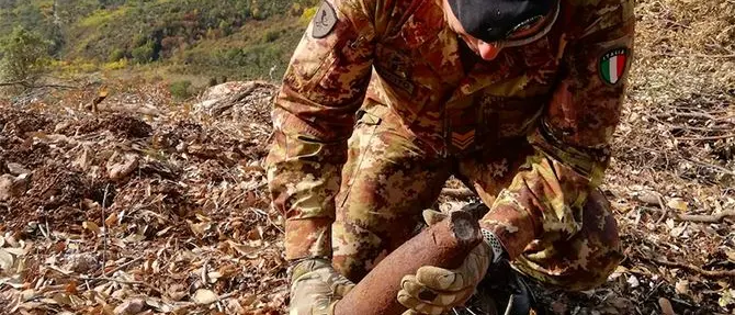 Castrovillari, ritrovato e disinnescato un ordigno bellico nel Parco del Pollino