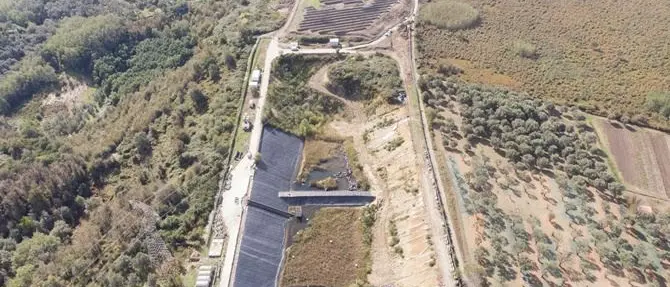 Rifiuti, discarica di Melicuccà quasi pronta ad aprire: protestano gli ambientalisti