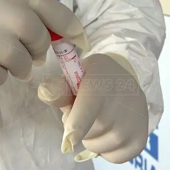 Coronavirus , aeroporto di Lamezia: risultato positivo un operatore Sacal