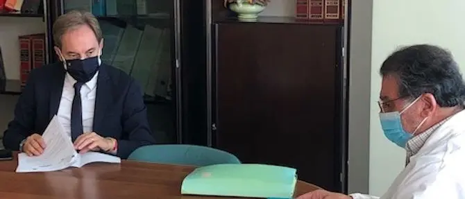 Sanità, il consigliere regionale Di Natale in visita all'ospedale di Castrovillari