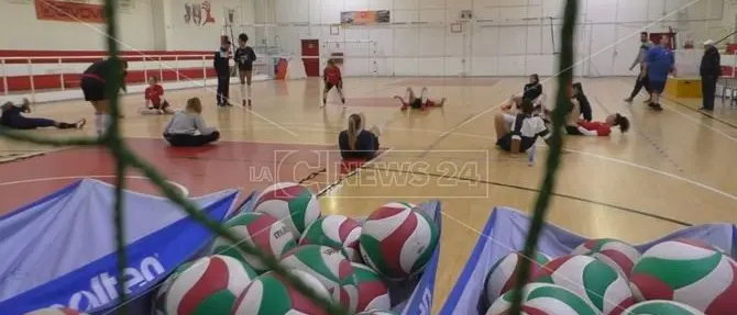 Volley, le ragazze del Soverato pronte alla sfida con la capolista Cutrofiano
