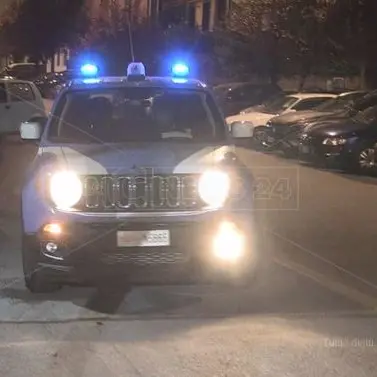 Catanzaro, sorpresi a consumare alcolici a un self-bar dopo le 24: sanzionati