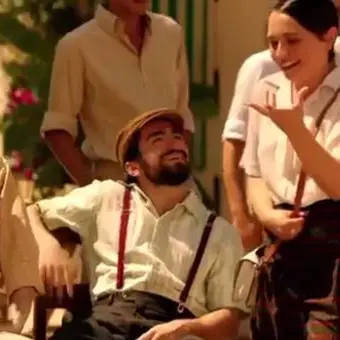 Dal teatro popolare di Praia allo spot di Muccino, ecco chi è il ragazzo con la coppola