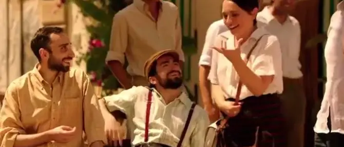 Dal teatro popolare di Praia allo spot di Muccino, ecco chi è il ragazzo con la coppola