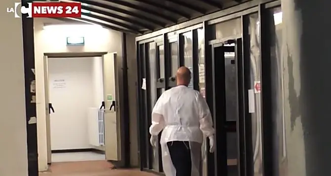 Coronavirus, lo sfogo di un medico calabrese: «Da solo a gestire l'emergenza»