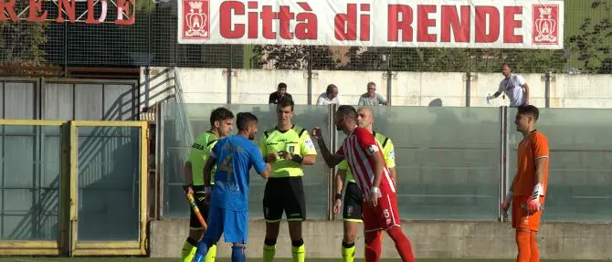 Serie D: cadono Cittanovese, Rende e Roccella. Pari del San Luca