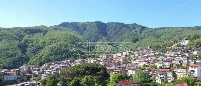 Elezioni Delianuova, candidata in quarantena ma l'avversario: «Si deve votare»