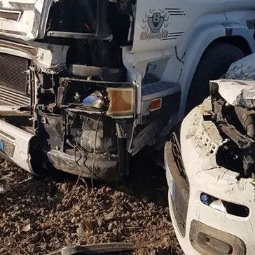 Incidente tra Francavilla e Cassano, fatale scontro tir-auto: muore un 46enne