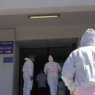 Coronavirus Catanzaro, contagio in corsia: 4 positivi tra pazienti e sanitari del Pugliese