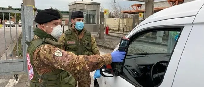 Coronavirus, misure restrittive per aree rosse e arancioni in vigore da venerdì