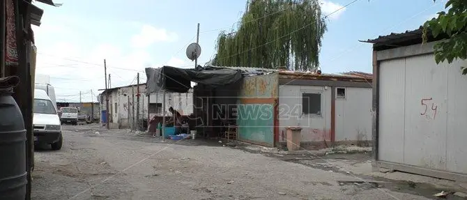 Lamezia, altri contagi nel campo rom. Riunito il comitato per l’ordine pubblico e sicurezza