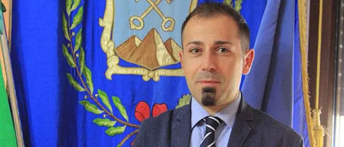 Mormanno, il sindaco: «Finiti i tamponi dell’Asp. Li compreremo noi»