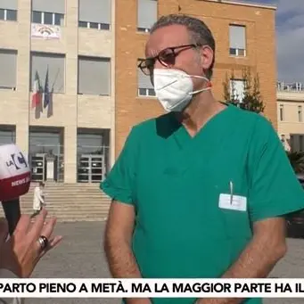 Cosenza, una giornata in terapia intensiva con il primario: «Niente panico»
