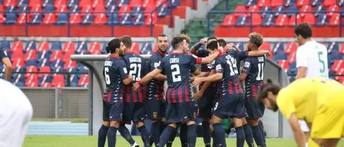 Coronavirus, ancora contagi nel calcio calabrese: casi a Cosenza e San Luca