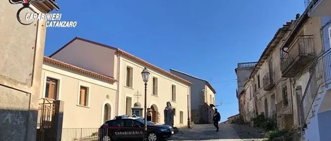 Detenzione e spaccio di droga, 16 persone indagate nel Catanzarese