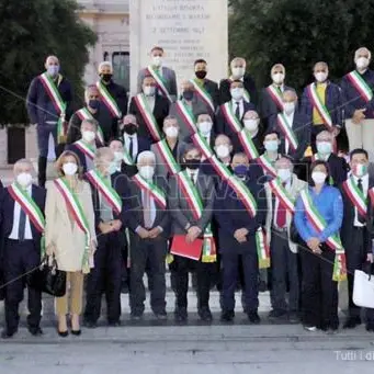 Reggio Calabria, i 97 sindaci della provincia in piazza per il diritto a sanità giusta