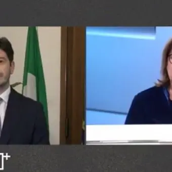 Video Zuccatelli, Speranza: «Inopportuno, ma non cancella 30 anni di curriculum»