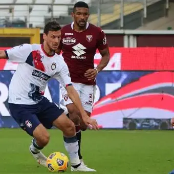 Serie A, il Crotone gioca meglio ma a Torino finisce 0-0