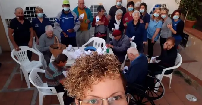 Bovalino, festa in rsa per donare un sorriso agli anziani e ringraziare gli operatori